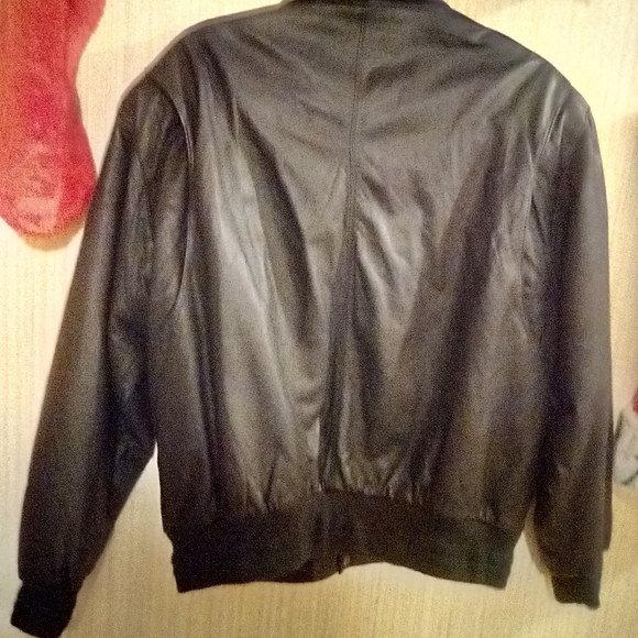 Beautiful men's all leather waist length jacket - Picture 2 of 2